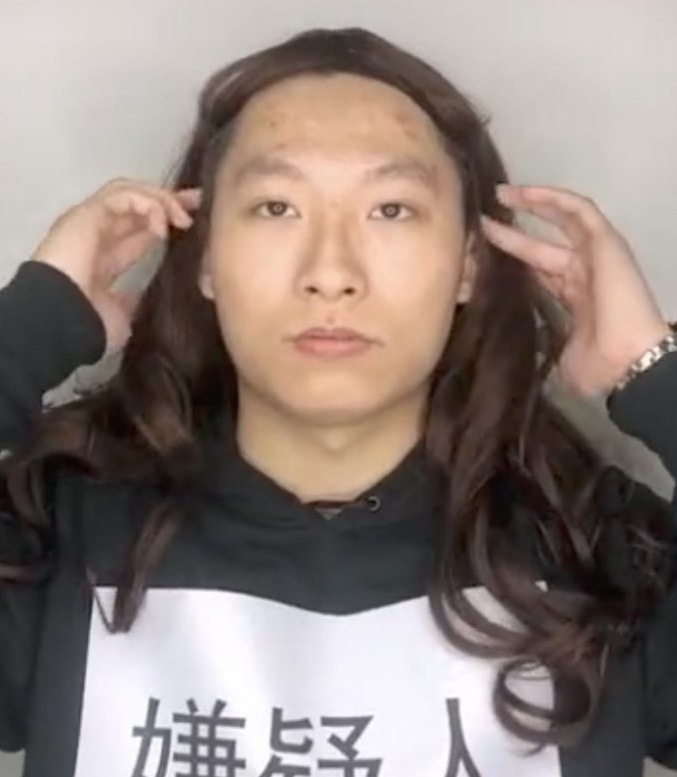 canh sat hoa trang thanh con gai anh 1