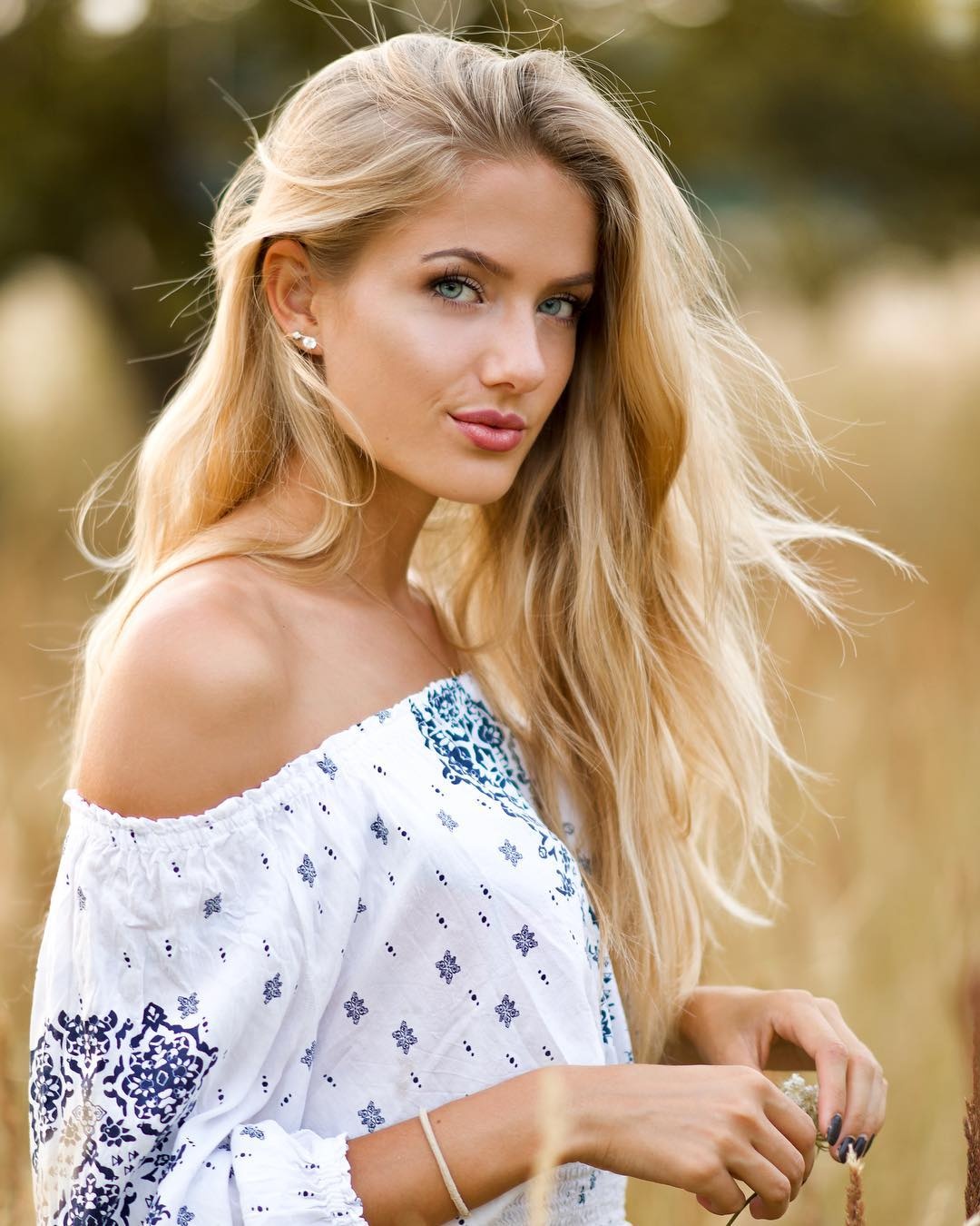 nu than dien kinh anh 6