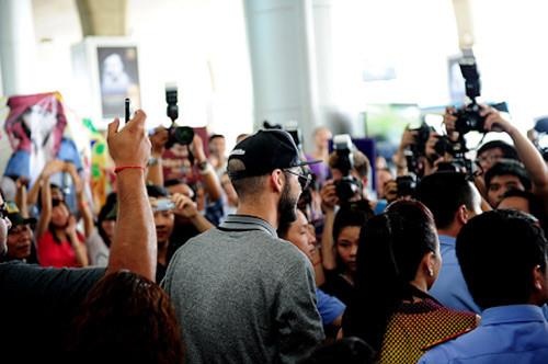 trai dep bi truc xuat anh 4