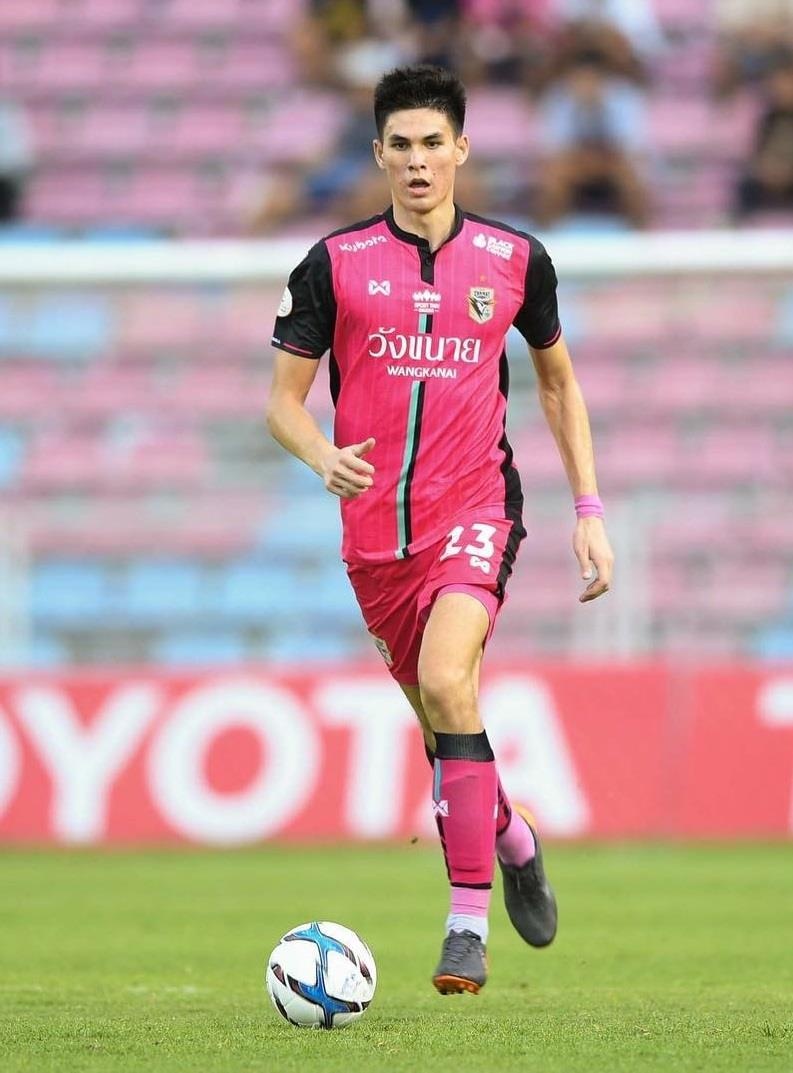 cau thu cao gan 2m cua u23 Thai Lan anh 3