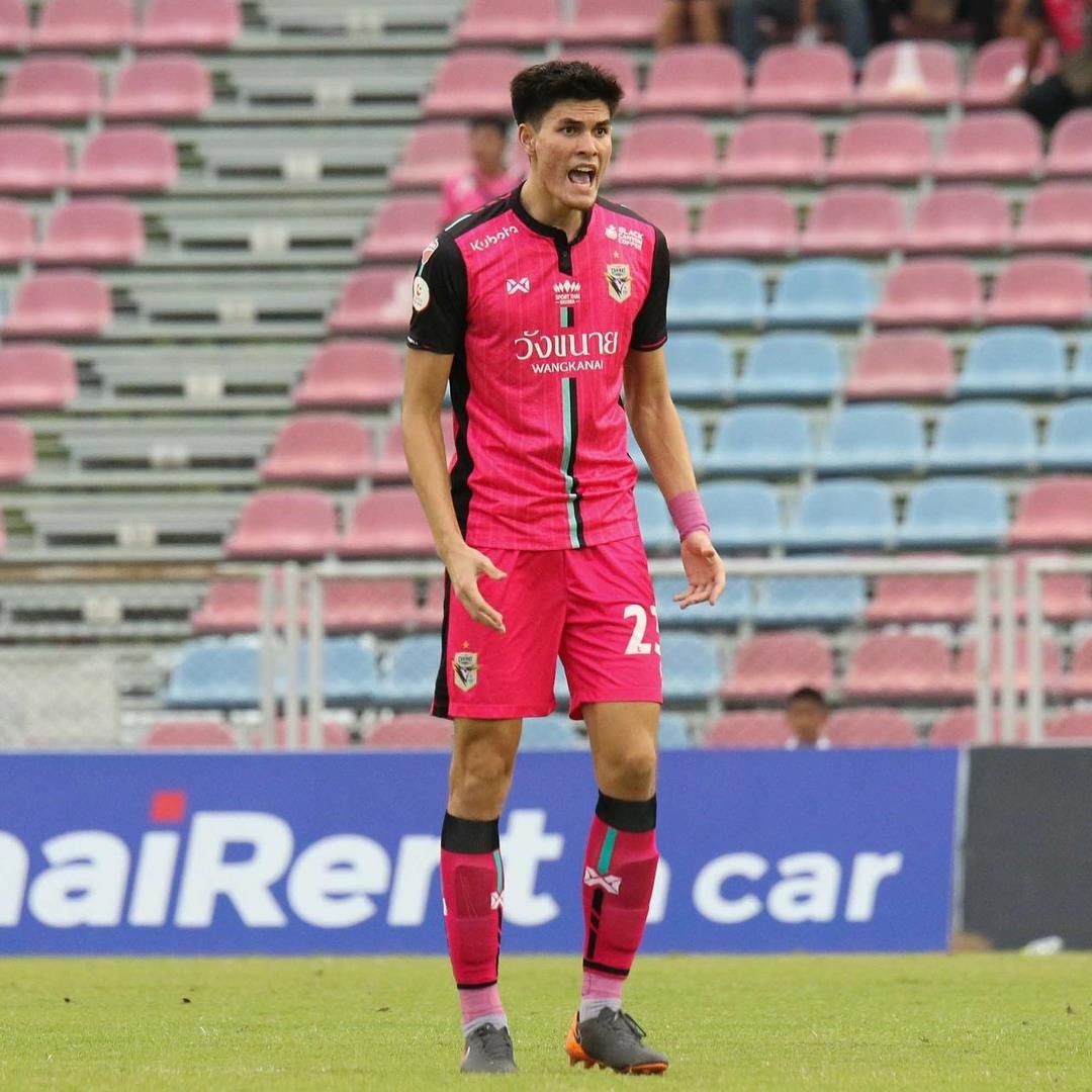 cau thu cao gan 2m cua u23 Thai Lan anh 2