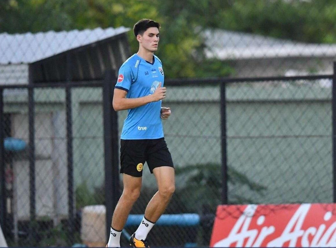 cau thu cao gan 2m cua u23 Thai Lan anh 8