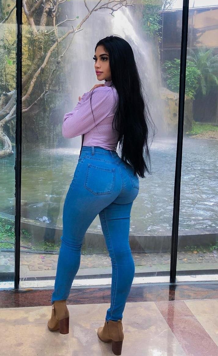 hot girl vong ba 101 cm anh 3