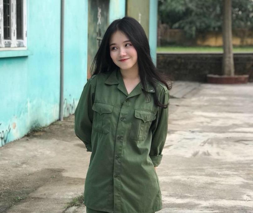 hot girl quan su anh 1