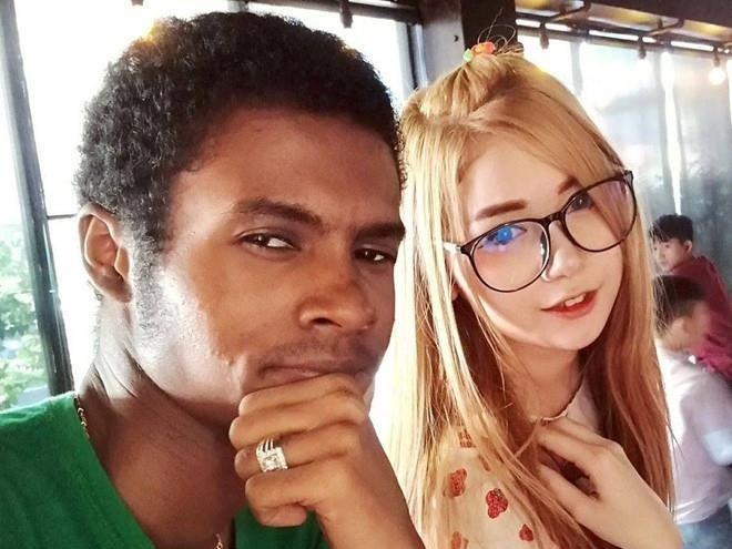 Cuoc hon nhan cua chang trai Campuchia va vo hot girl gio ra sao? hinh anh