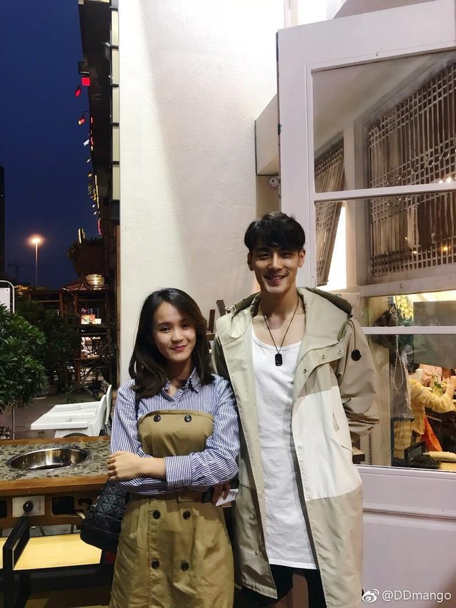 hot girl hot boy ban hang anh 15