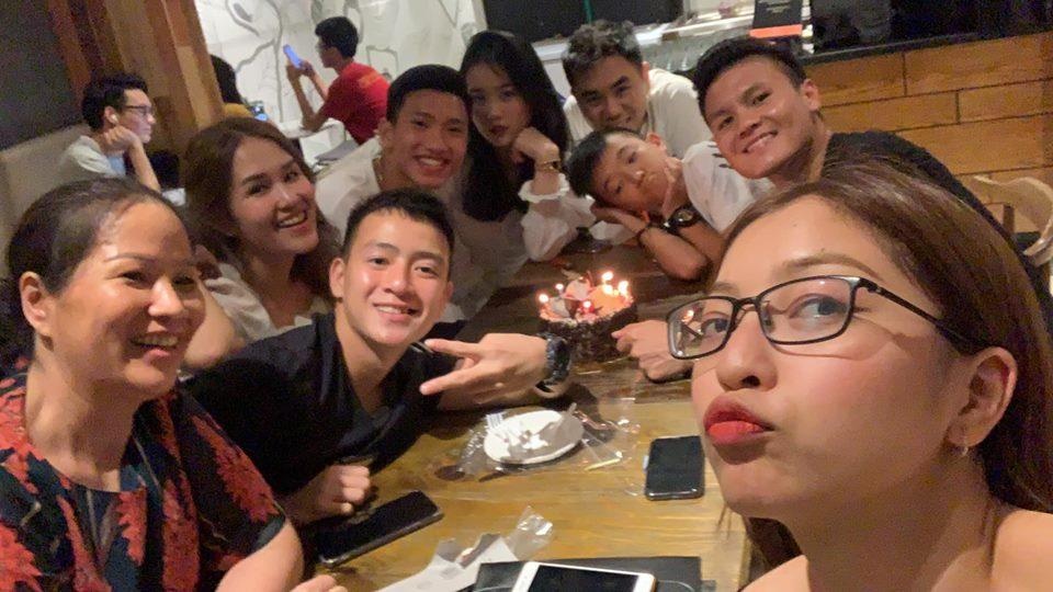 sinh nhat doan van hau anh 2