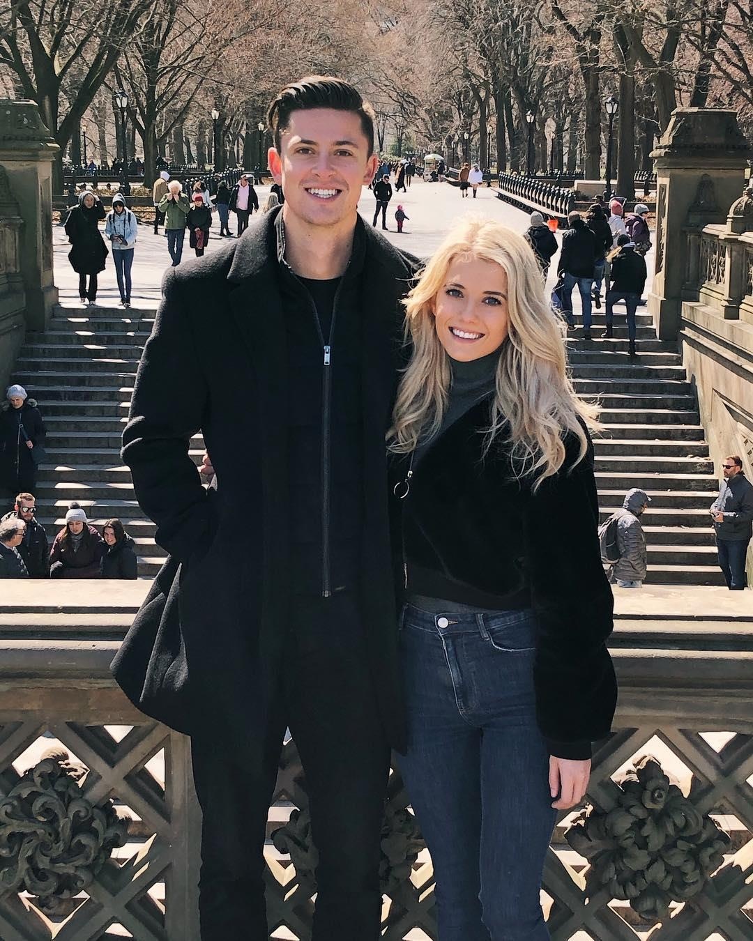 hot girl dua xe anh 10