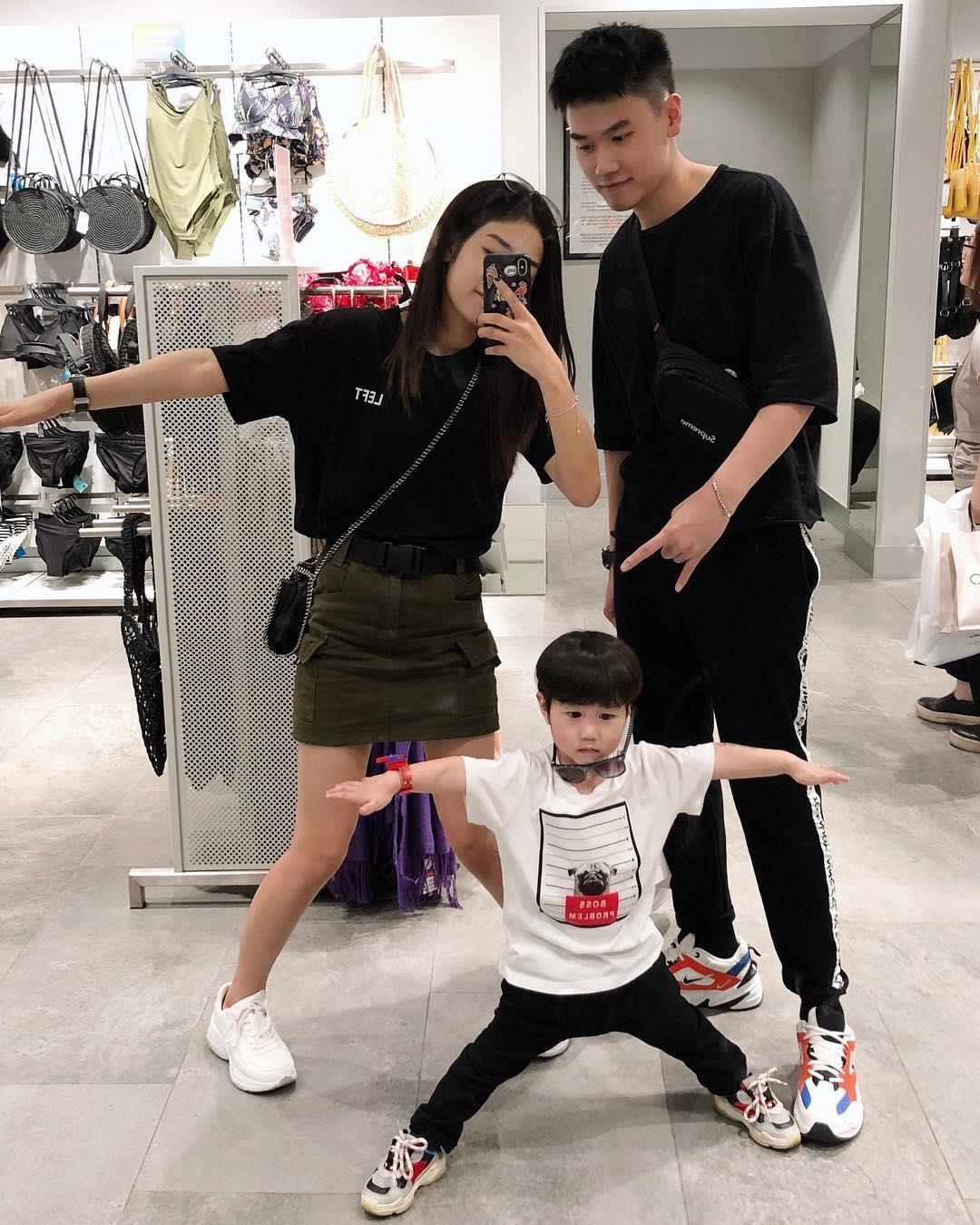 vo chong trang lou ky niem 8 nam ben nhau anh 2