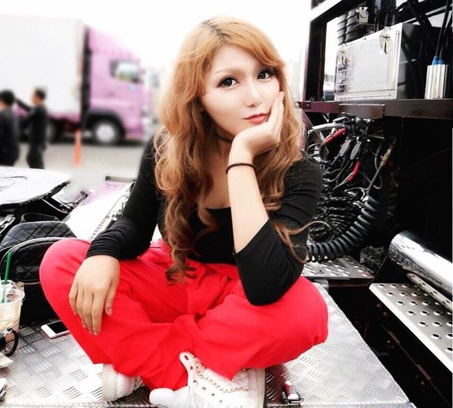 tai xe nu xinh dep anh 8