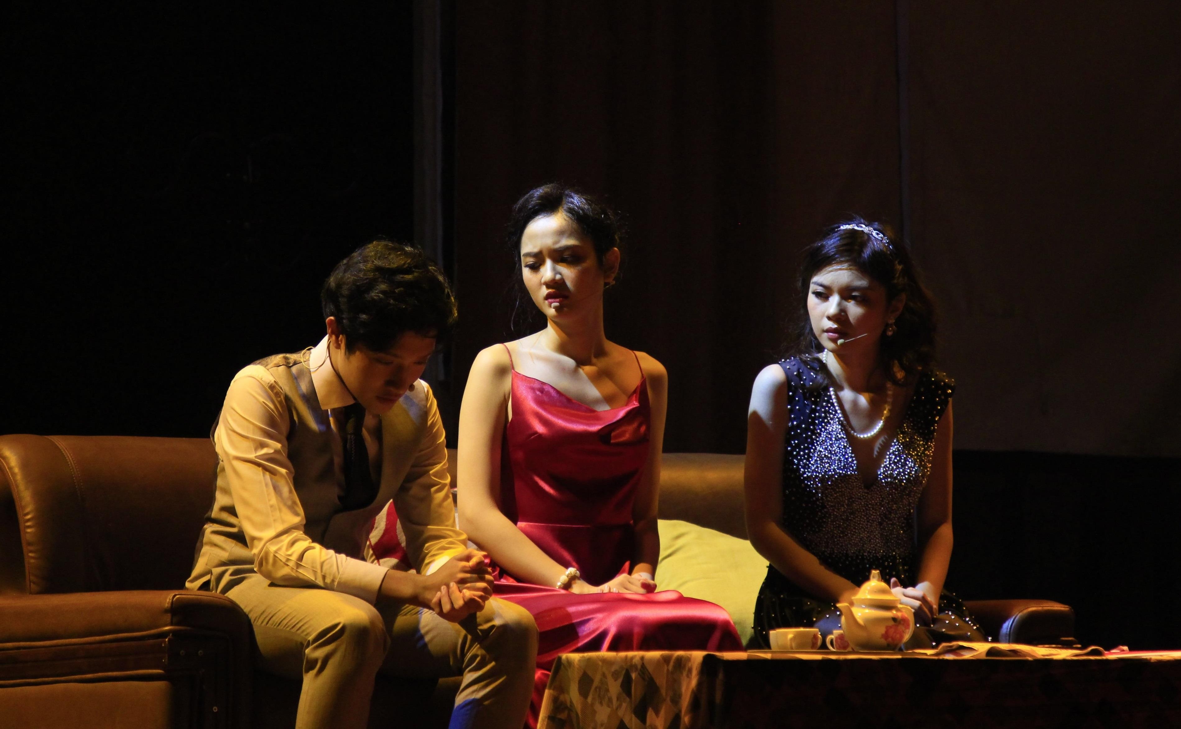 nhạc kịch tiếng Anh của học sinh trường Ams ảnh 4 nhac kich tieng Anh cua hoc sinh truong Ams anh 4