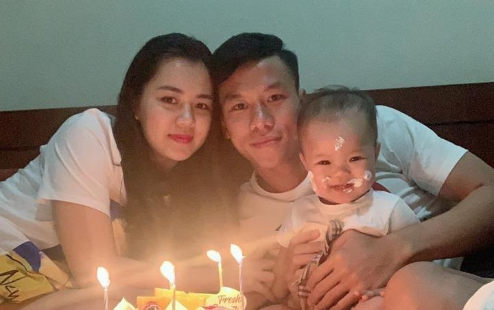 Que Ngoc Hai bi vo dung day giua dem de... thoi nen mung sinh nhat hinh anh