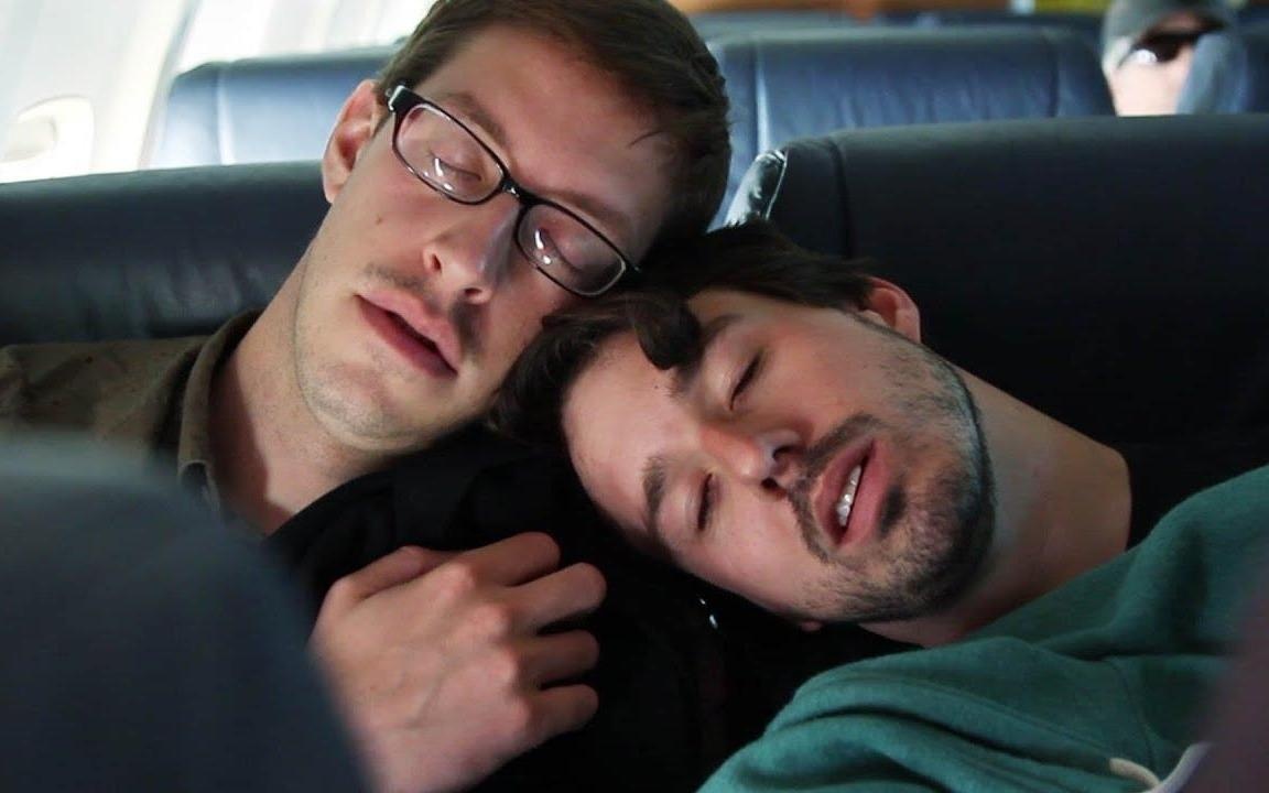 Con trai se ra sao khi di du lich theo phong cach hoi chi em? hinh anh