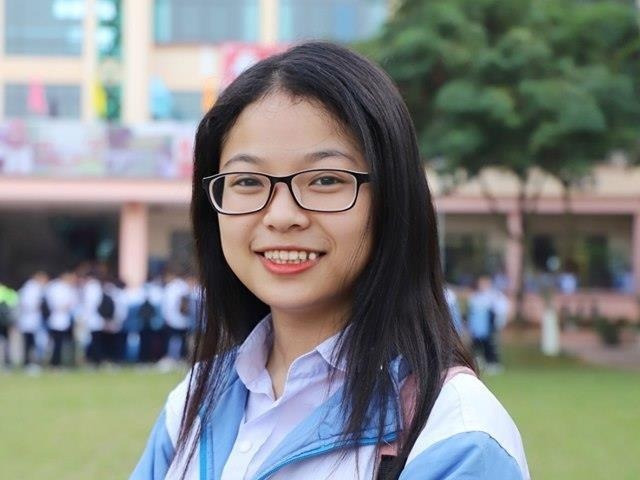 Nu sinh Lao Cai tu choi hoc bong 10 truong dai hoc o My va Nhat Ban hinh anh