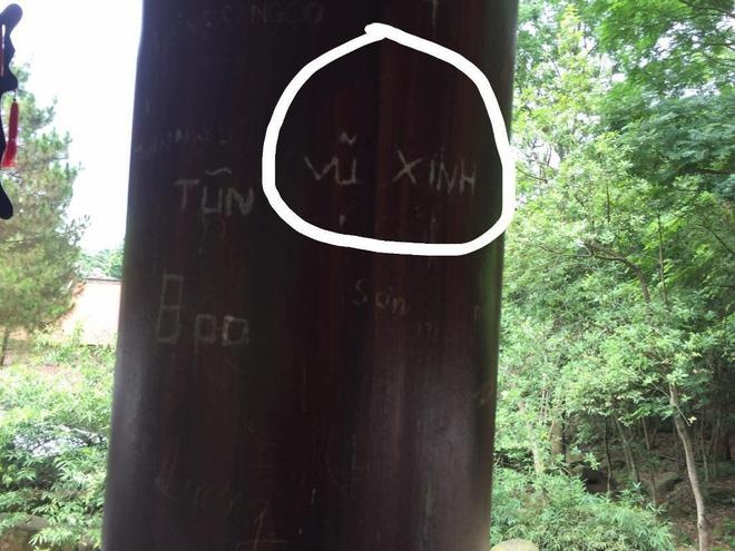 cot go chua Con Son bi ve bay anh 2