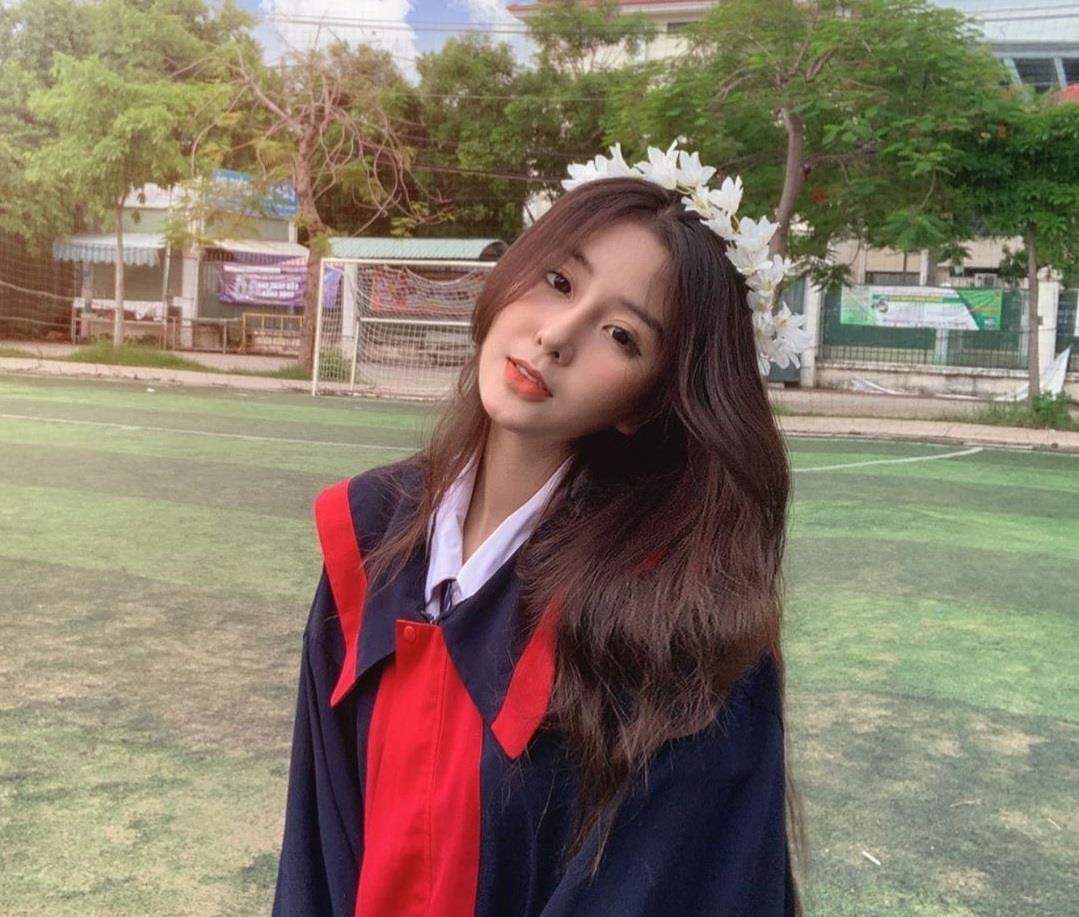 hot girl thi thpt quoc gia 2019 anh 1