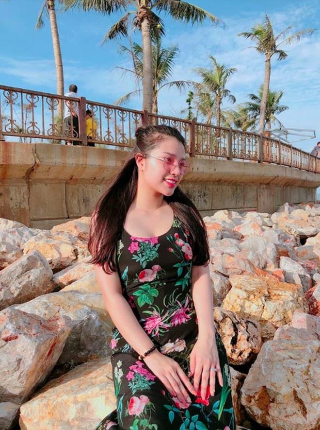 ban gai trung ve bui tien dung anh 4