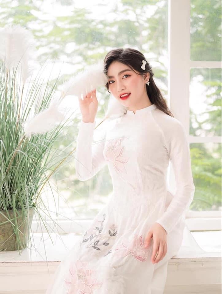 nu sinh xinh dep di thi thpt quoc gia anh 7