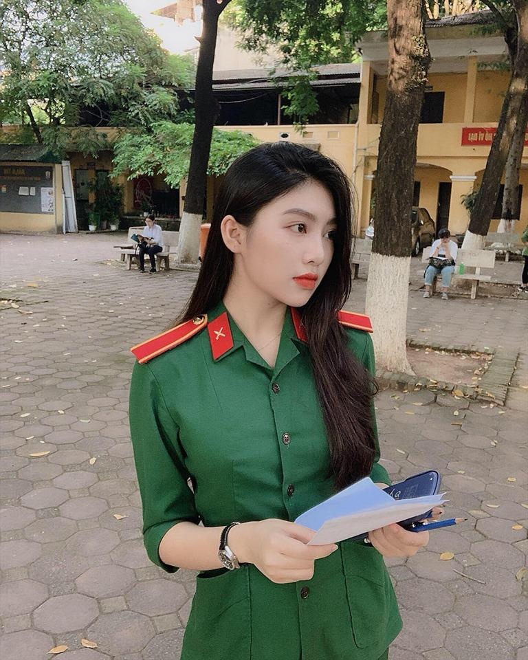 nu sinh xinh dep di thi thpt quoc gia anh 3