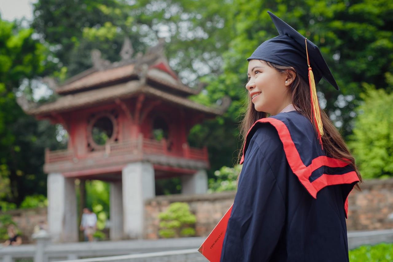 nu sinh Thai Lan la thu khoa dau ra o Viet Nam anh 4