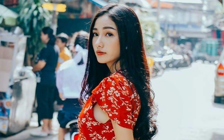 Ve xinh xan cua co gai duoc menh danh la 'nu y ta dep nhat Thai Lan' hinh anh