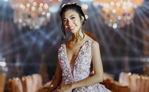 10X Philippines chi gan 30.000 USD mung sinh nhat 18 tuoi hinh anh