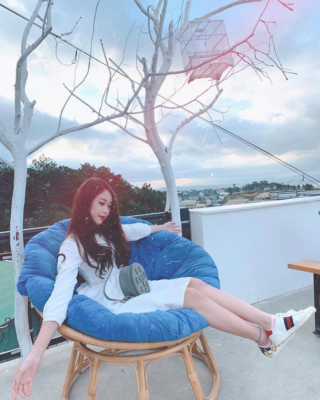 WAGs Viet di du lich anh 9