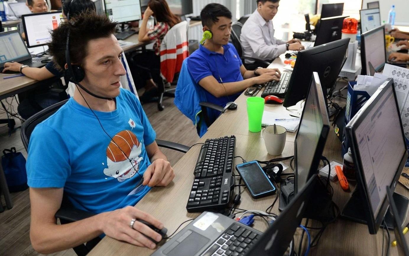 Viet Nam thu hut nguoi tre nuoc ngoai den song va lam viec nam 2019 hinh anh