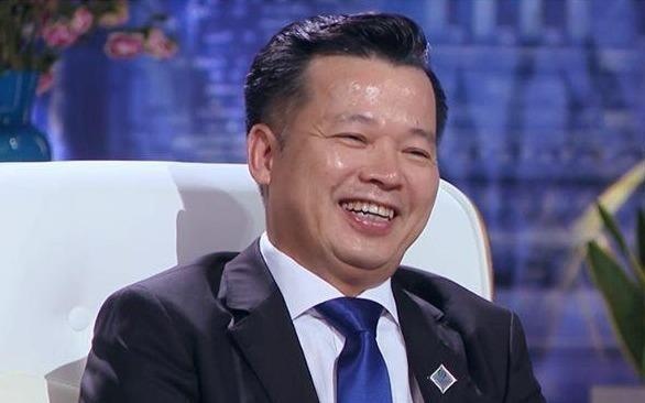 Duoc start up AI khen dep trai, Shark Viet noi 'cai do ai cha biet' hinh anh