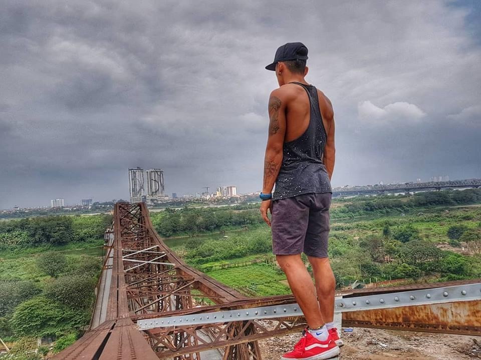 nhay parkour qua hai toa nha 18 tang anh 3