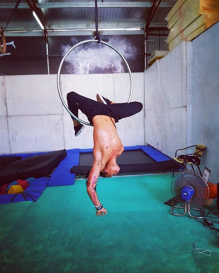 nhay parkour qua hai toa nha 18 tang anh 6