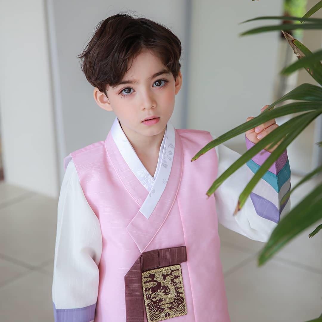 cau be dep trai nhat the gioi anh 10