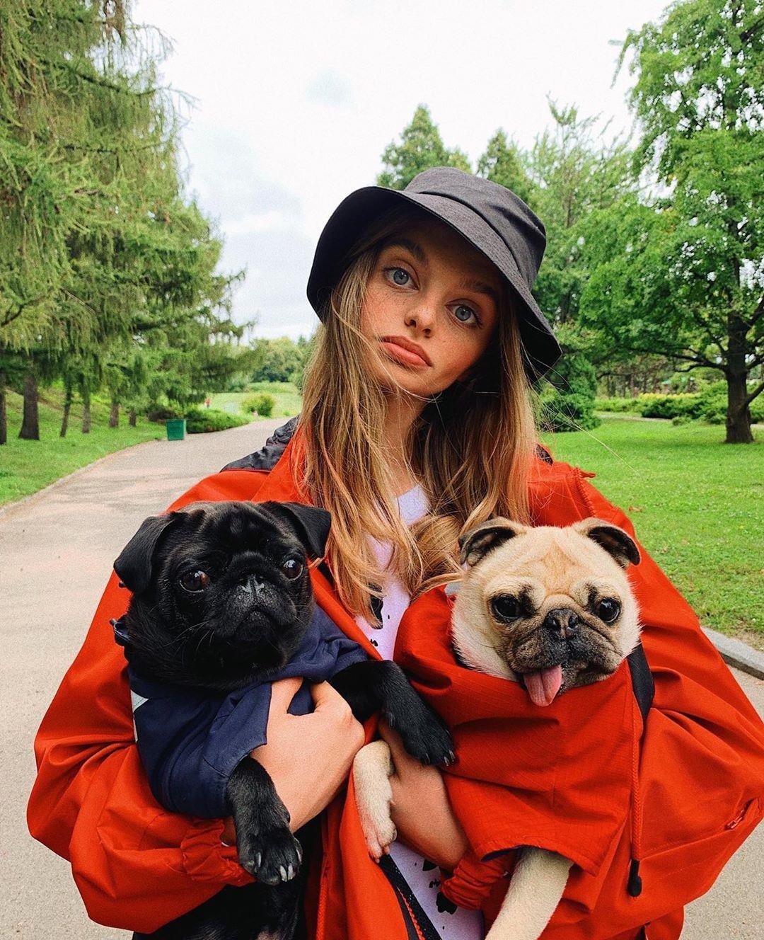 co gai co doi mat to bat thuong anh 5