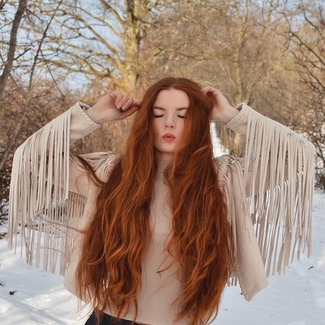 co gai noi tieng vi ve ngoai dac biet anh 10