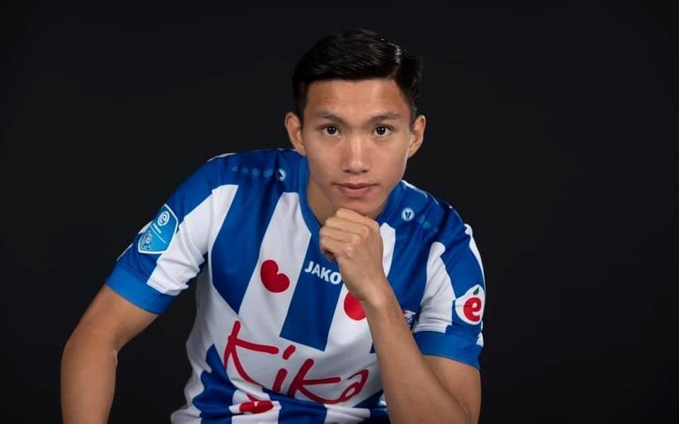 CLB Ha Lan cua Van Hau duoc dan mang khen 'biet chieu fan Viet' hinh anh