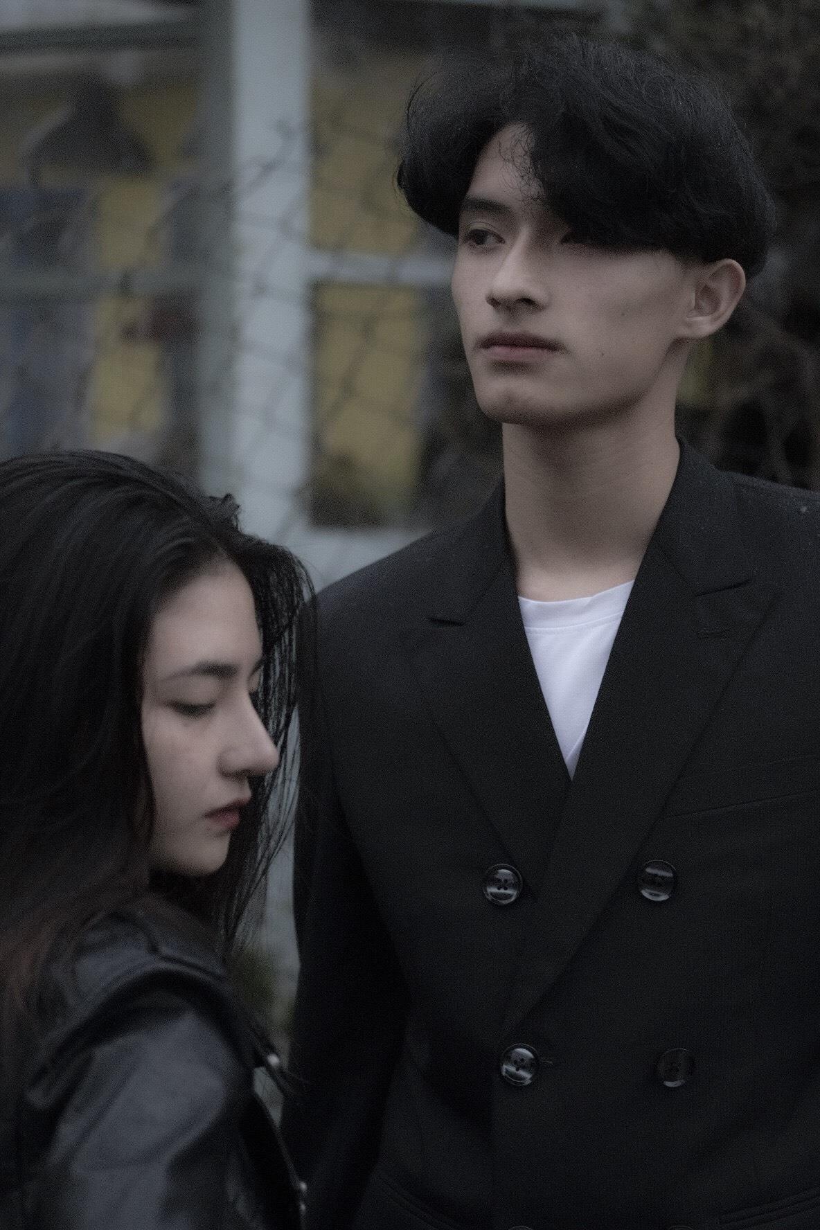 cap chi em Da Lat noi tieng anh 10