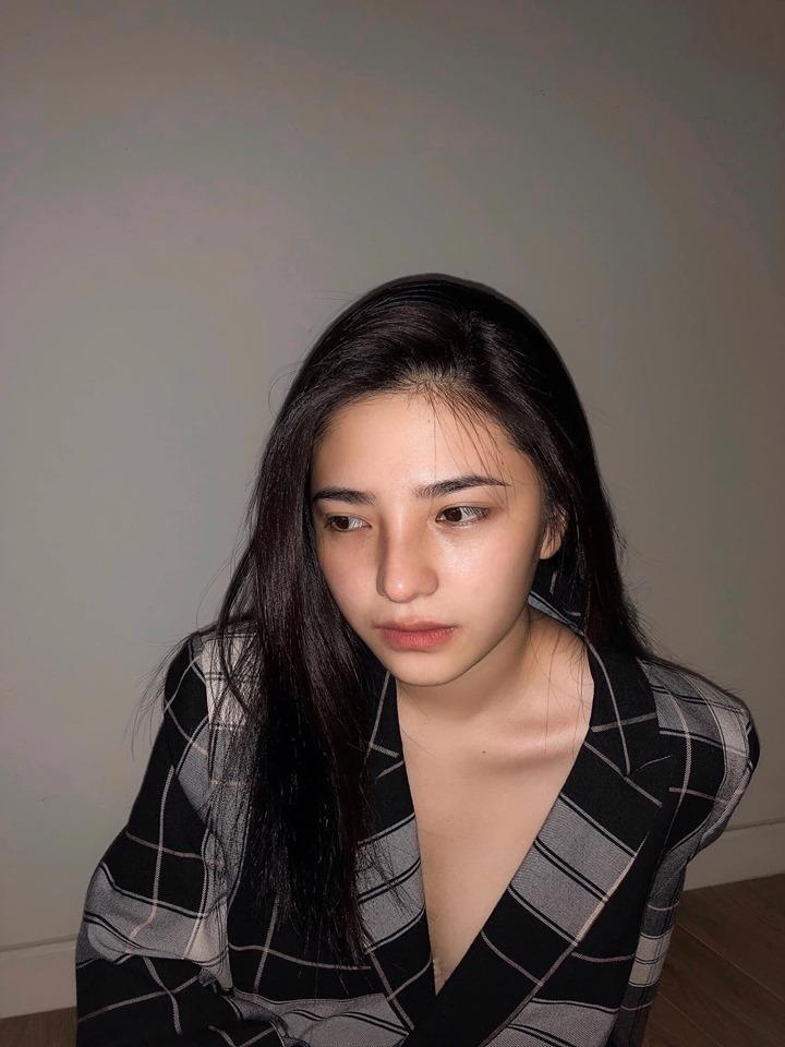 cap chi em Da Lat noi tieng anh 5