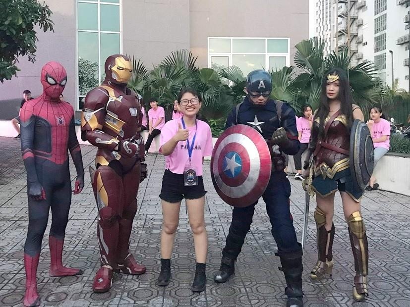 cosplay o le khai giang anh 1