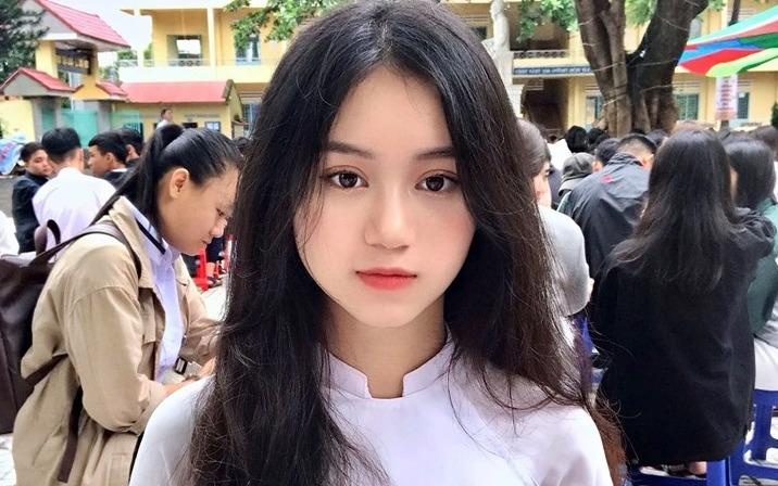 10X Buon Ma Thuot gay chu y voi anh dien ao dai trong le khai giang hinh anh