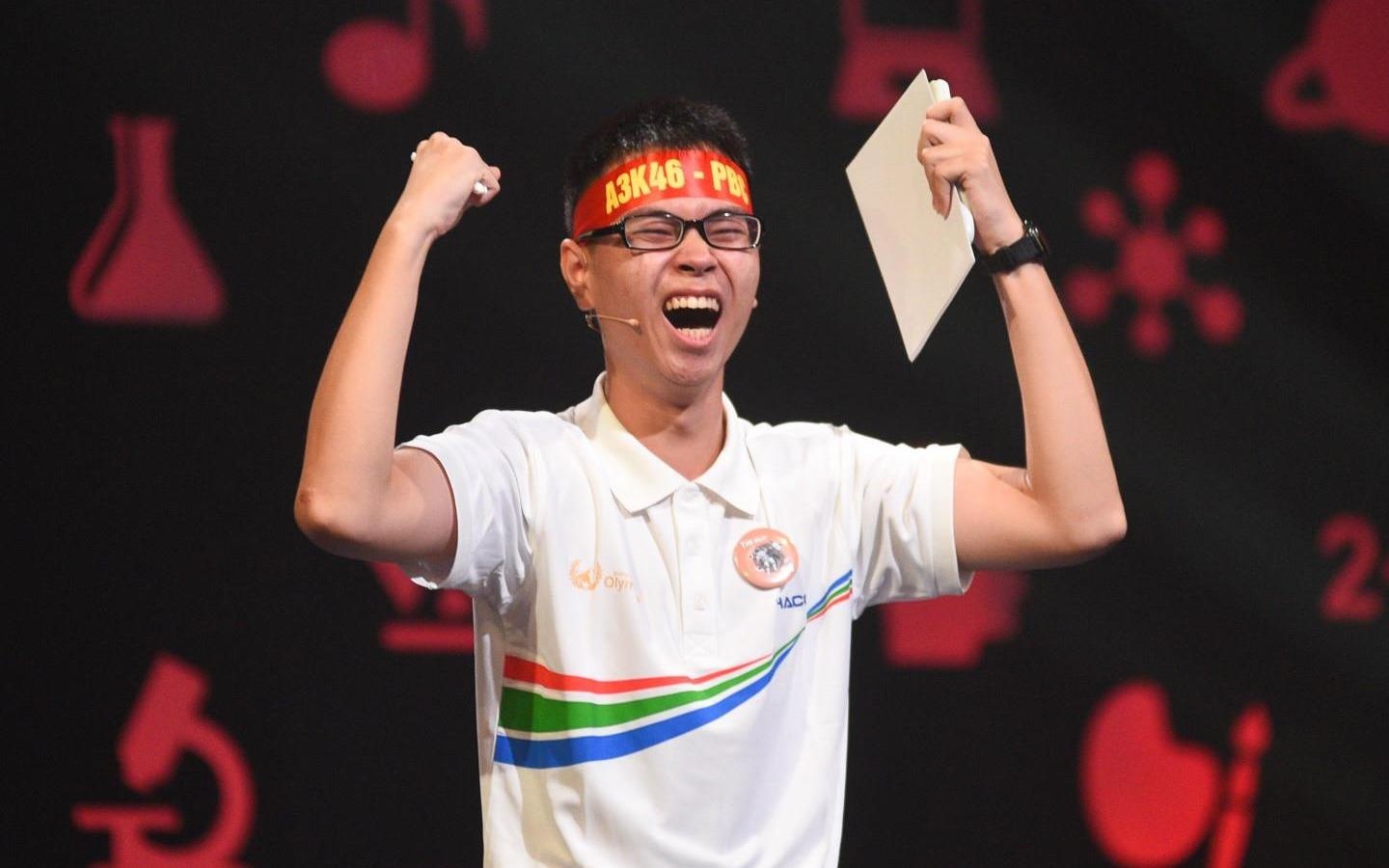 Quan quan Olympia va cac guong mat noi bat cua chuyen Phan Boi Chau hinh anh