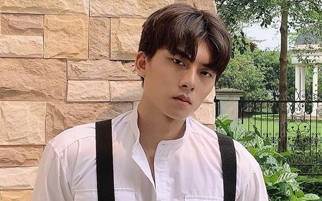 'Ban trai tin don' Huong Giang tro tai dan hat trong Quy ong dai chien hinh anh