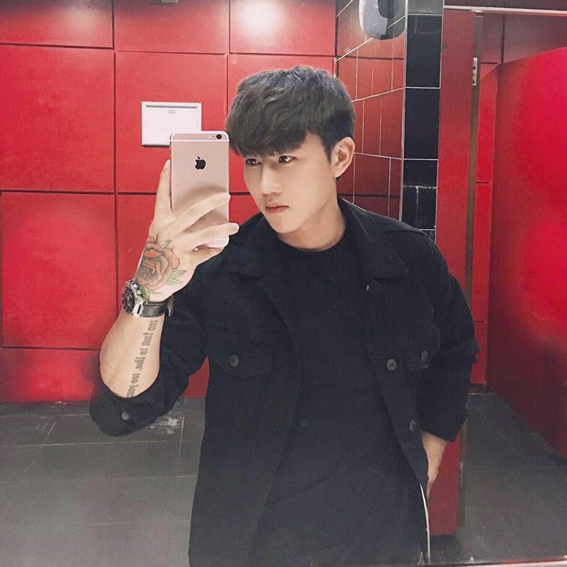 nha co 4 con trai anh 3