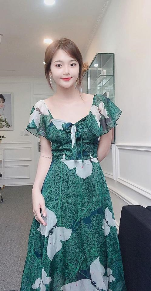 co gai noi tieng sau mot dem anh 7