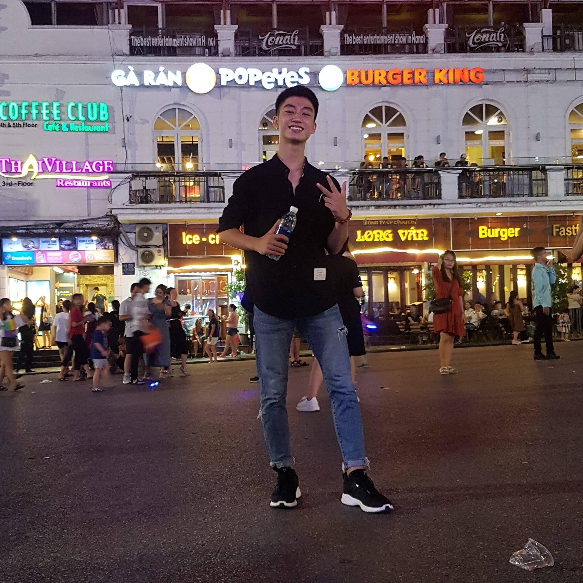 nha co 4 con trai anh 5