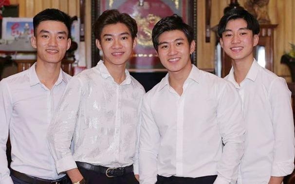 4 anh em va loat ban tre Nghe An gay chu y tren mang hinh anh