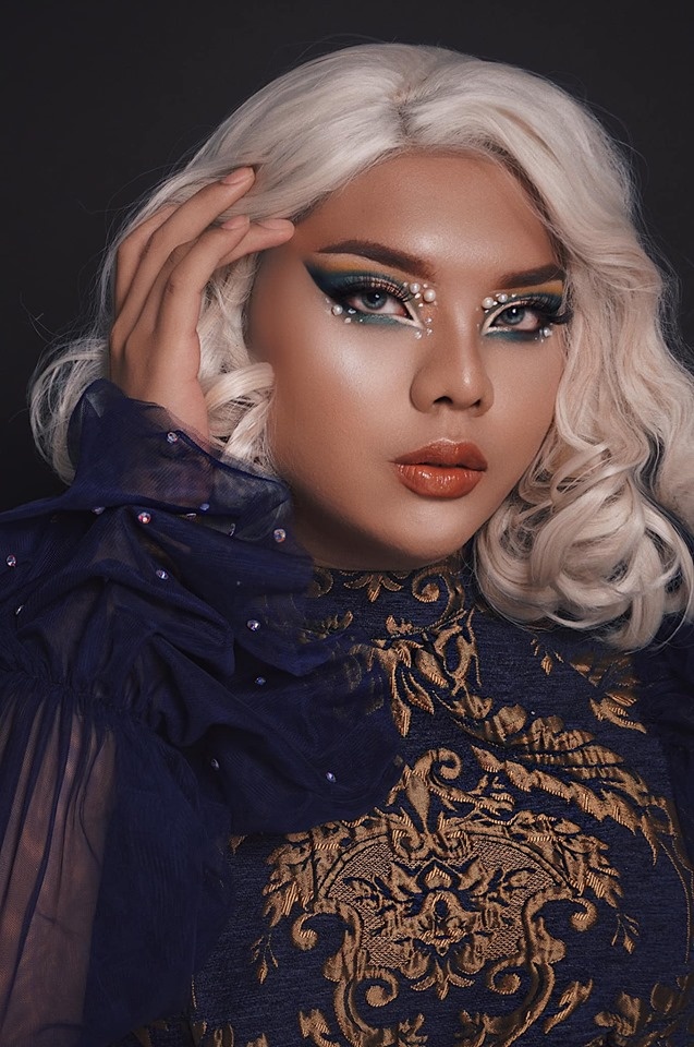 make up lay cam hung tu do an anh 7