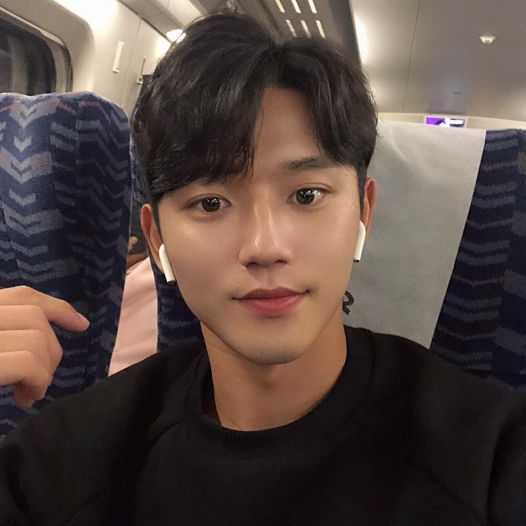 cau thu bong da dep trai anh 11