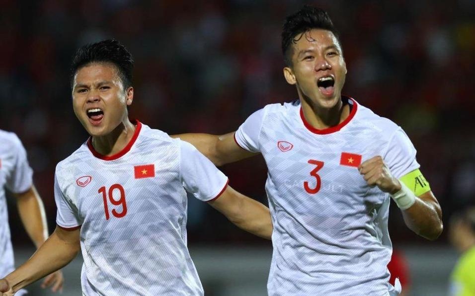 Tuyen Viet Nam sau tran thang Indonesia: 'Xong nhiem vu, ve nha thoi' hinh anh