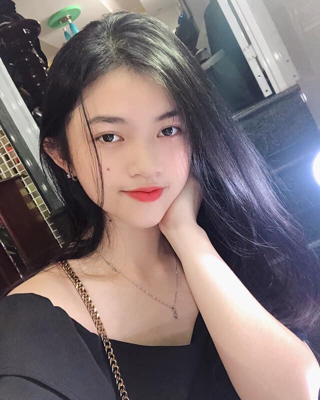 nu sinh mac do tai che anh 4