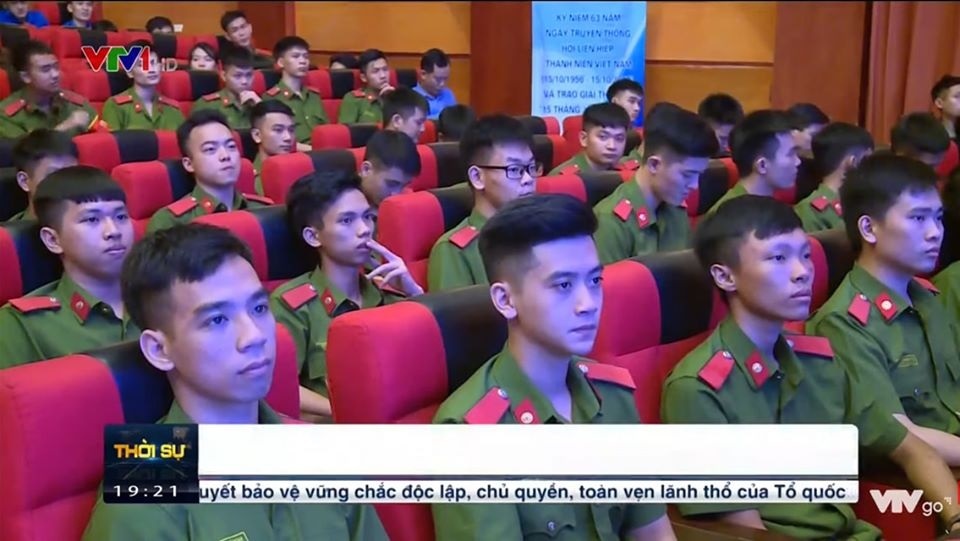 học viên phòng cháy chữa cháy điển trai ảnh 1 hoc vien phong chay chua chay dien trai anh 1